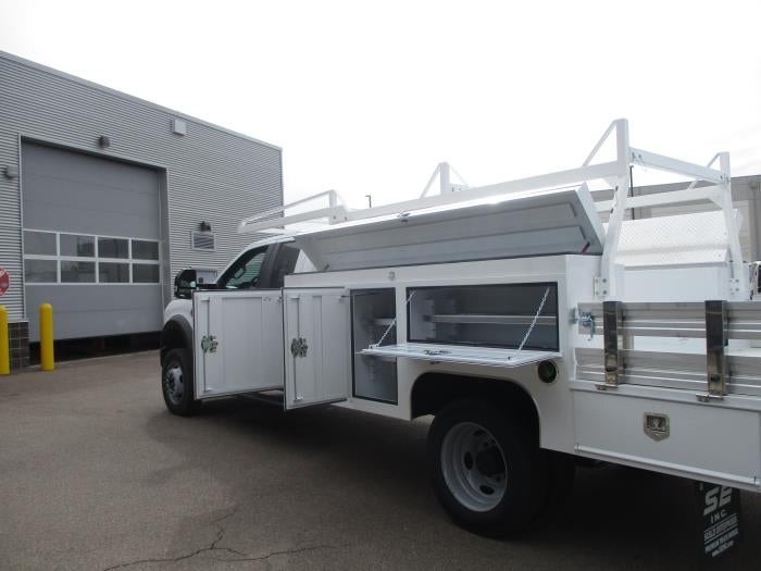 2025 Ford F-550 XL