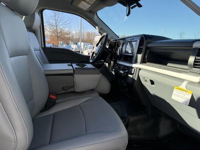 2025 Ford F-550 XL