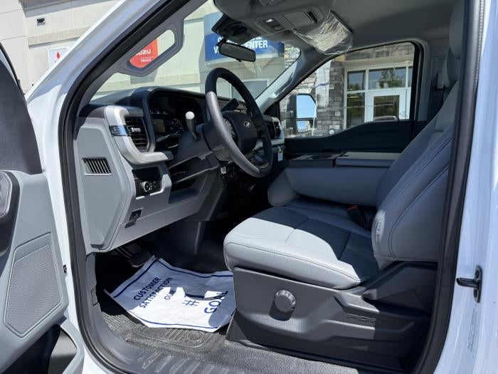 2025 Ford F-600 XL