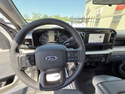 2025 Ford F-600 XL