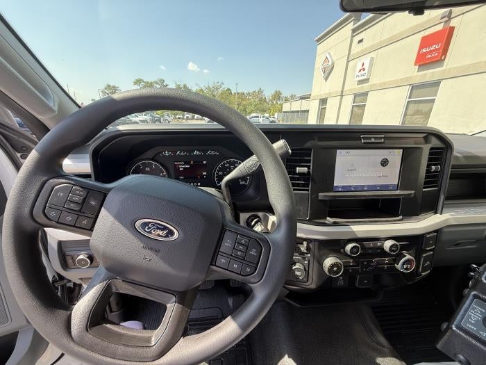 2025 Ford F-600 XL