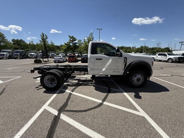 2025 Ford F-600 XL