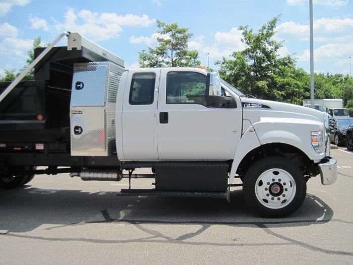 2024 Ford F-750 Standard