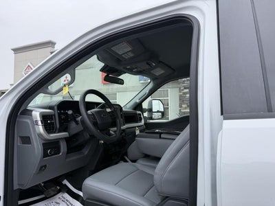 2025 Ford F-550 XL