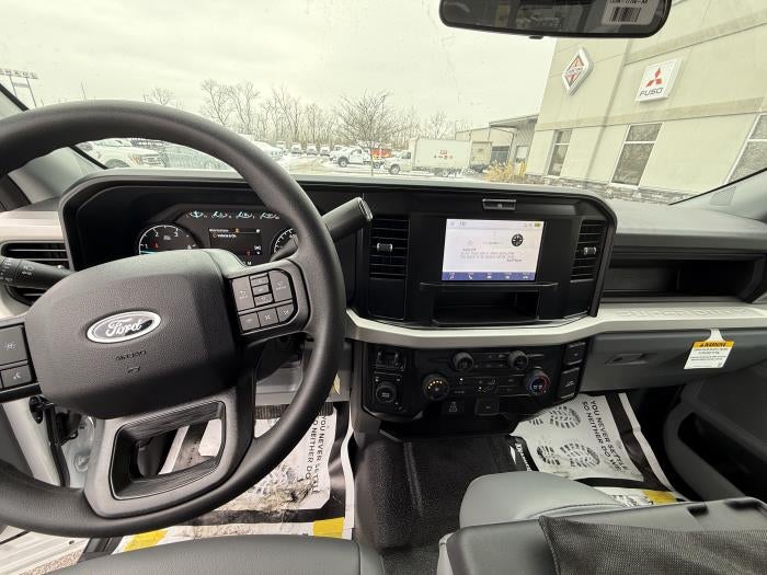 2025 Ford F-550 XL