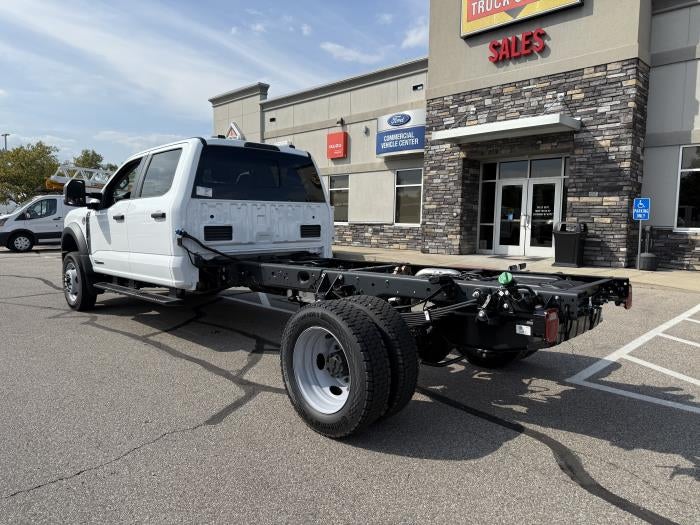 2027 Ford F-550 XL