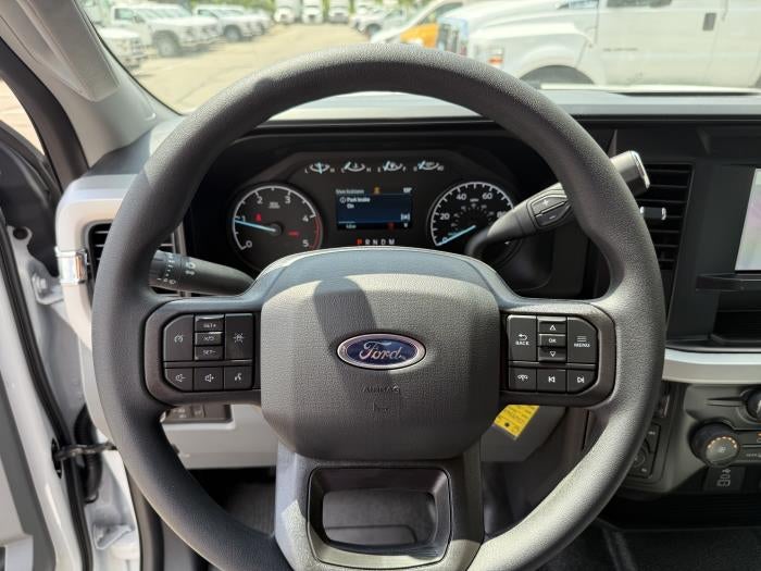 2027 Ford F-550 XL