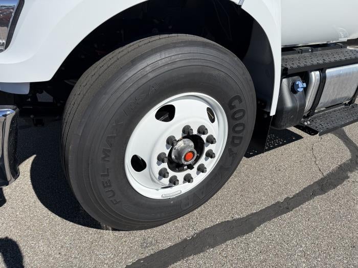 2027 Ford F-750 Preferred