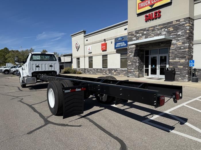 2027 Ford F-750 Preferred