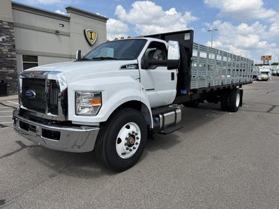2027 Ford F-750 Standard