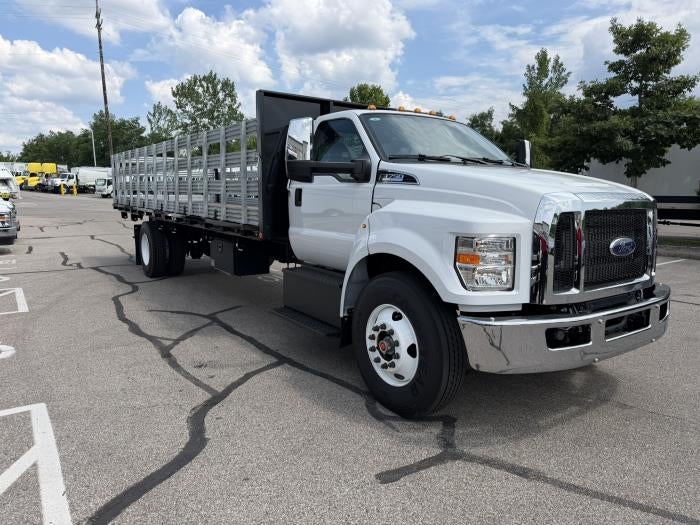 2027 Ford F-750 Standard