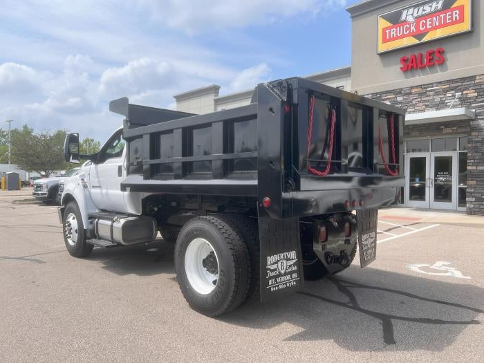 2027 Ford F-750 Standard