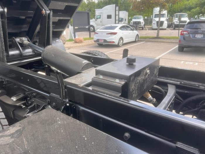 2027 Ford F-750 Standard