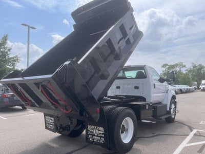 2027 Ford F-750 Standard