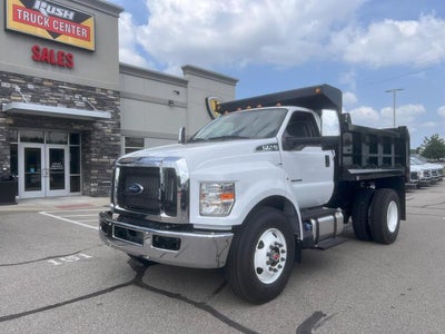 2027 Ford F-750 Standard