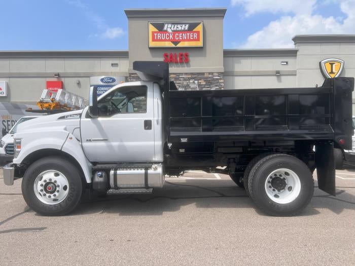 2027 Ford F-750 Standard