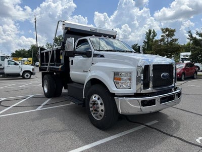 2027 Ford F-750 Standard
