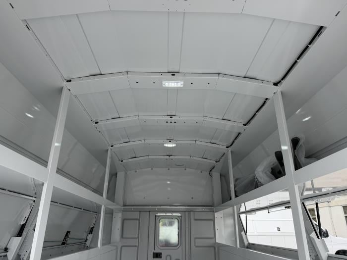 2027 Ford E-450 Standard