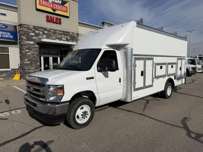 2026 Ford E-450 Standard