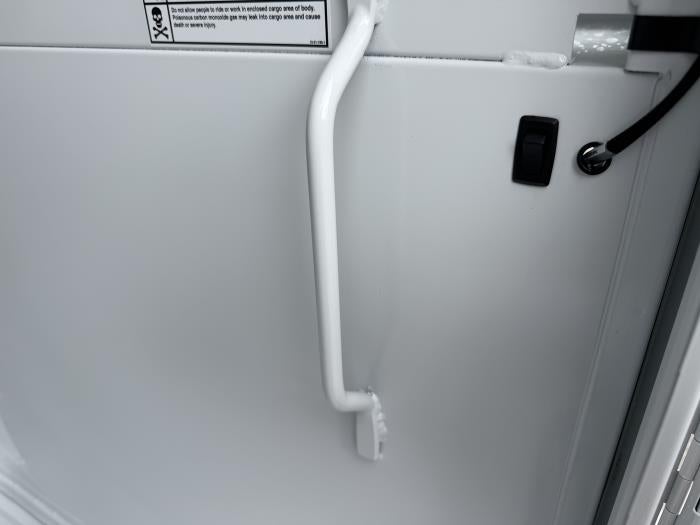 2027 Ford E-450 Standard