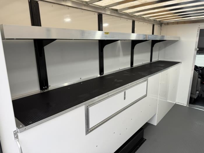 2027 Ford E-450 Standard
