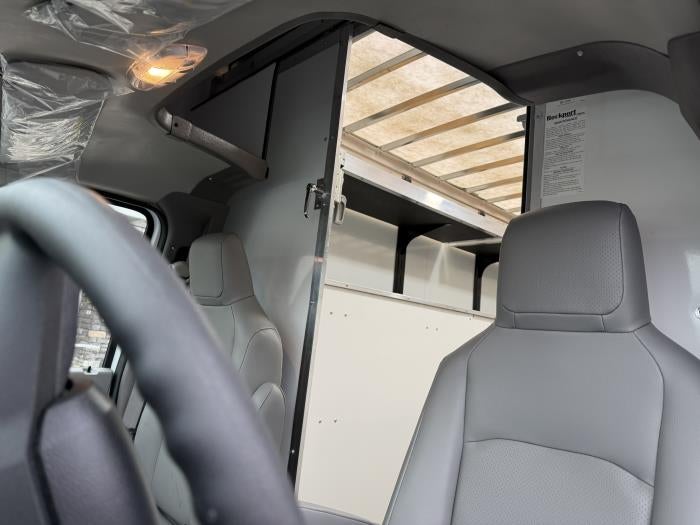 2027 Ford E-450 Standard