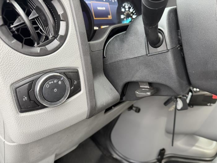 2027 Ford E-450 Standard