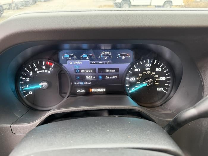 2027 Ford E-450 Standard