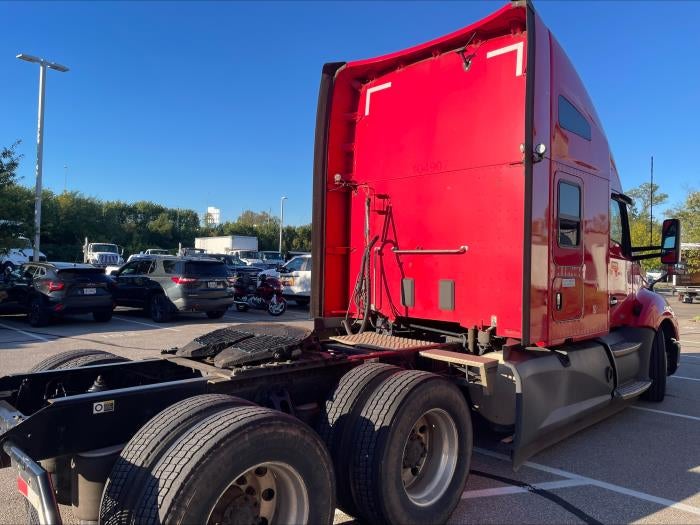 2022 Kenworth T680 Base