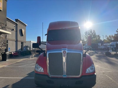 2022 Kenworth T680 Base