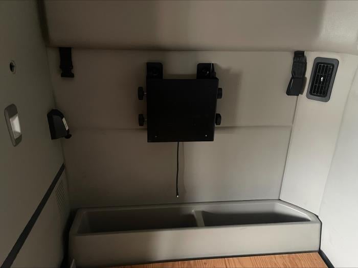 2022 Peterbilt 579 Base