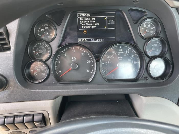 2021 Peterbilt 579 Base