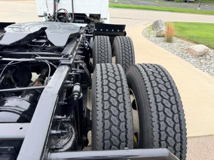 2021 Freightliner Business Class M2 112 Base