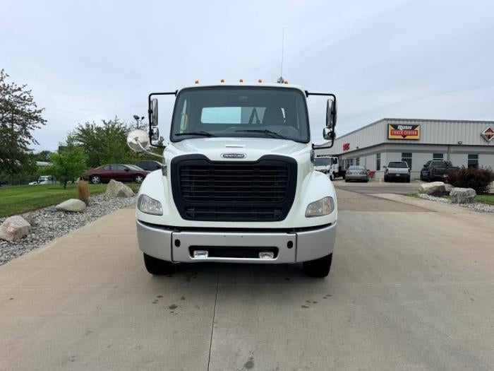 2021 Freightliner Business Class M2 112 Base
