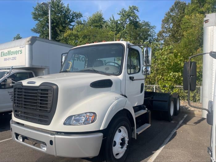2020 Freightliner Business Class M2 106 Base