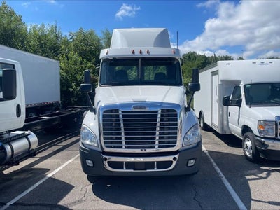 2020 Freightliner Cascadia Base