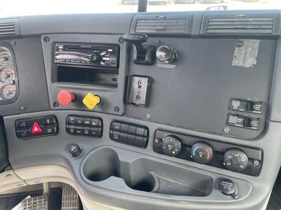 2019 Freightliner Cascadia Base