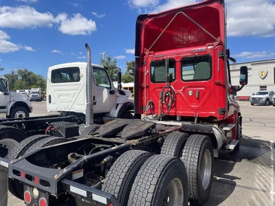 2019 Freightliner Cascadia Base