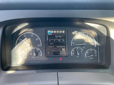 2021 Freightliner Cascadia Base
