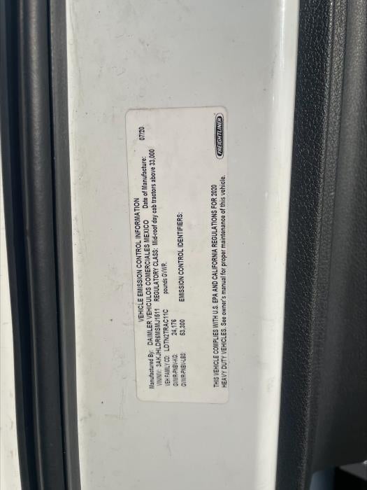 2021 Freightliner Cascadia Base