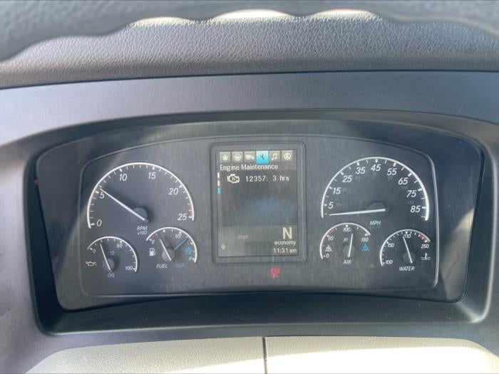 2021 Freightliner Cascadia Base