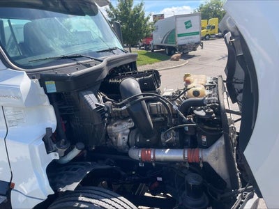 2021 Freightliner Cascadia Base
