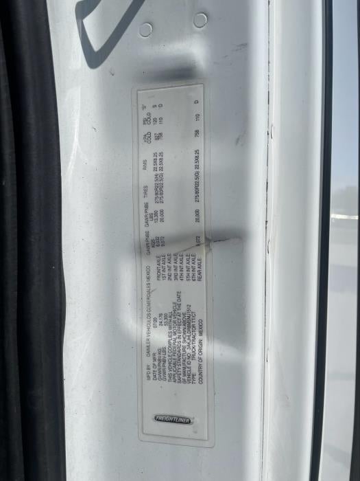 2021 Freightliner Cascadia Base