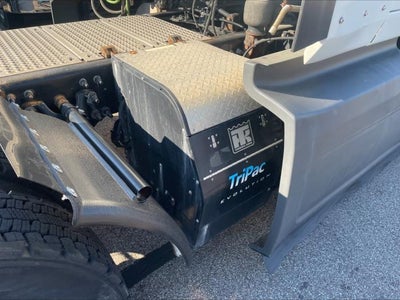 2022 International LT625 Base