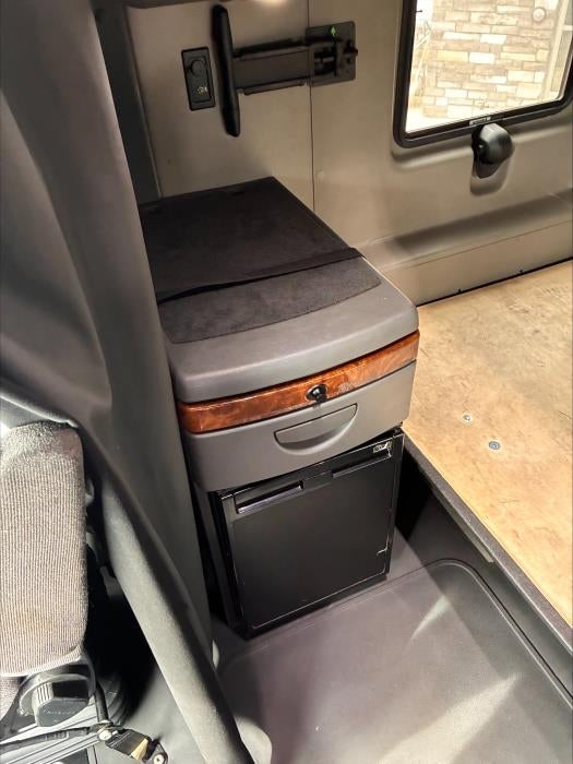 2022 International LT625 Base