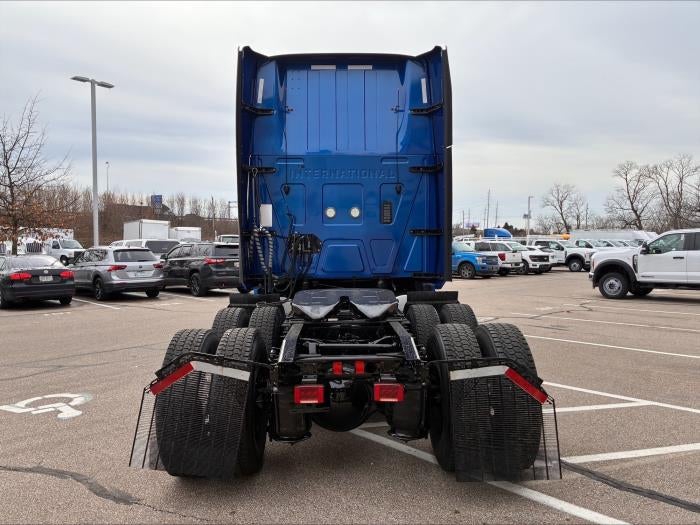 2022 International LT625 Base