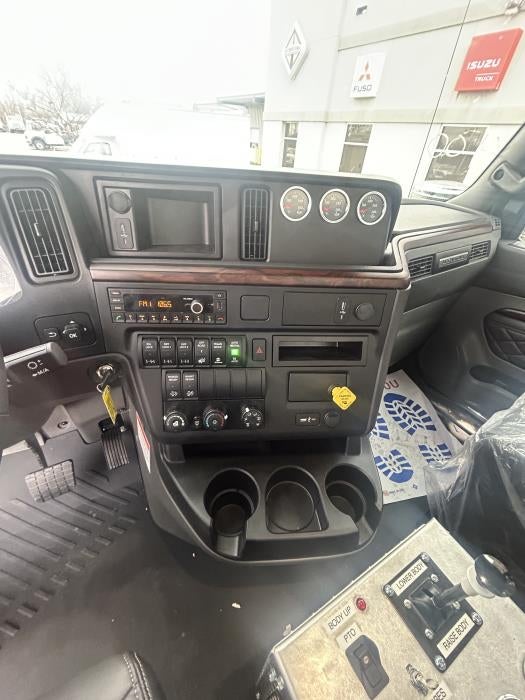 2026 International HX620 Base