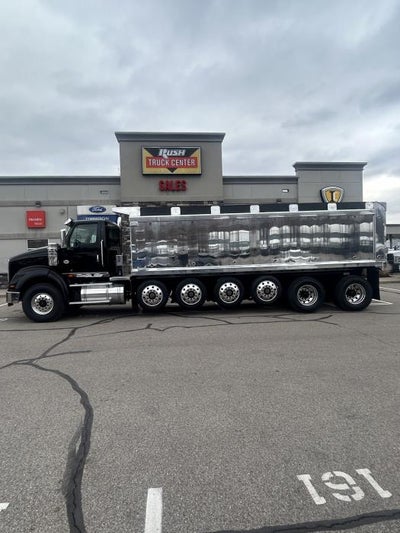 2026 International HX620 Base