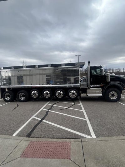 2026 International HX620 Base