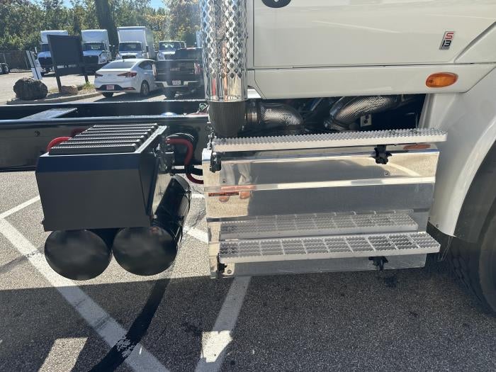 2026 International HX620 Base